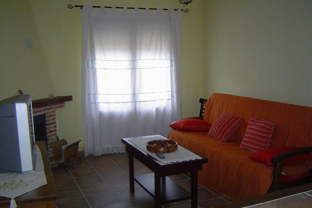 Apartamento Las Eras Hontanares  المظهر الخارجي الصورة